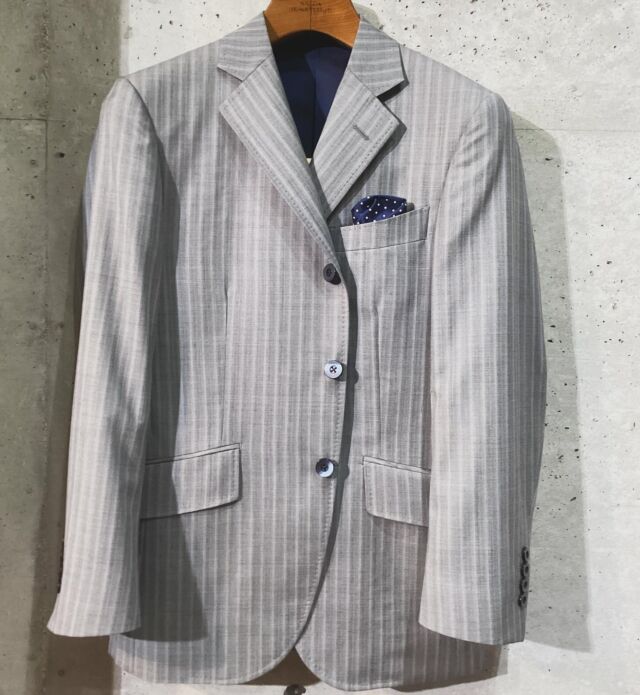 大阪のオーダースーツならTAILOR blu |販売2万人以上の実績と信頼